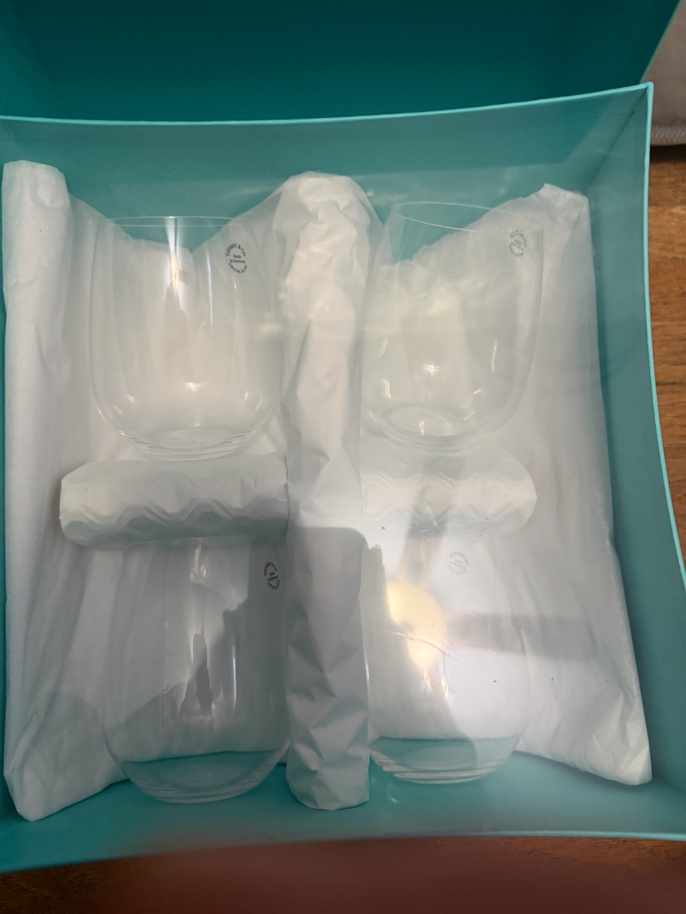 NEW IN BOX TIFFANY AND CO. Set of 4 crystal glasses